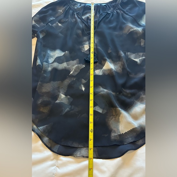 Simply Vera Vera Wang Black and Gray Blouse - Picture 4 of 8